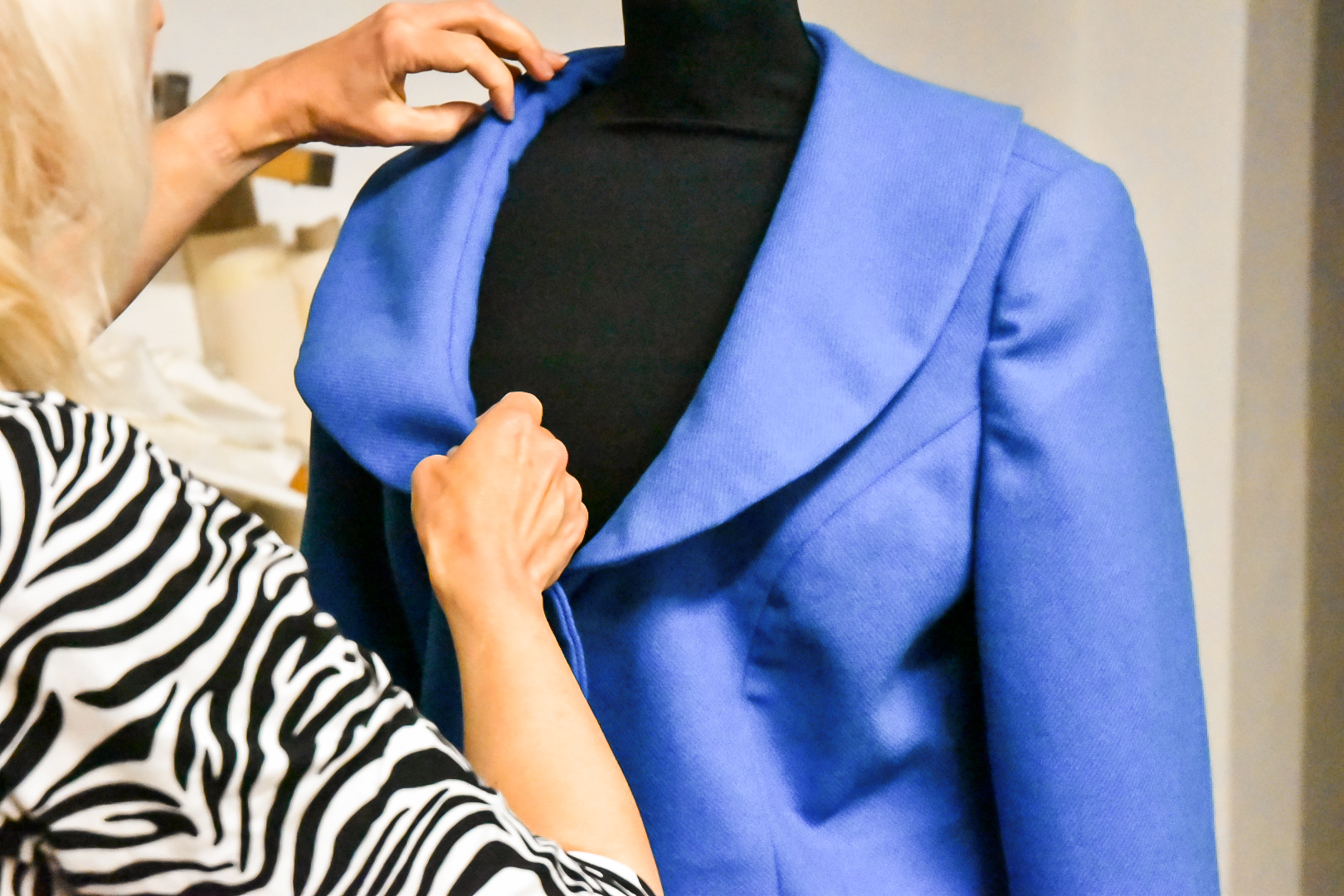 dressmaking tips for beginners, blue jacket on stand